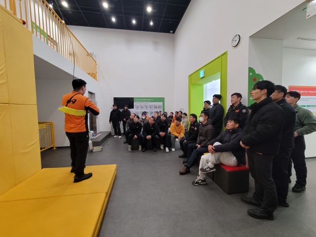 3.10. 펌뷸런스 대원 교육 (21).jpg