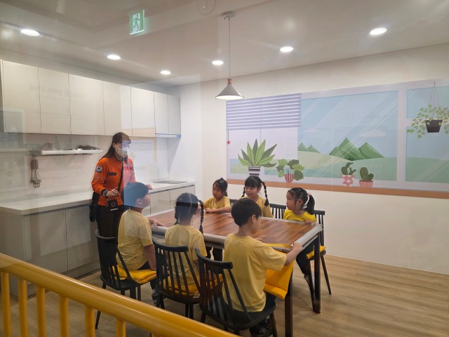 10.1. 화성유치원 (4).jpg