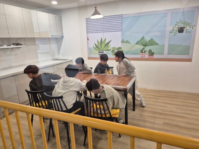 12.4. 학성초 (1).jpg